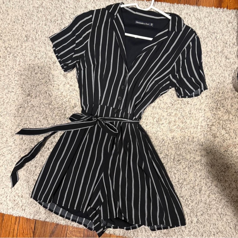 Abercrombie & Fitch Black and White Striped Romper